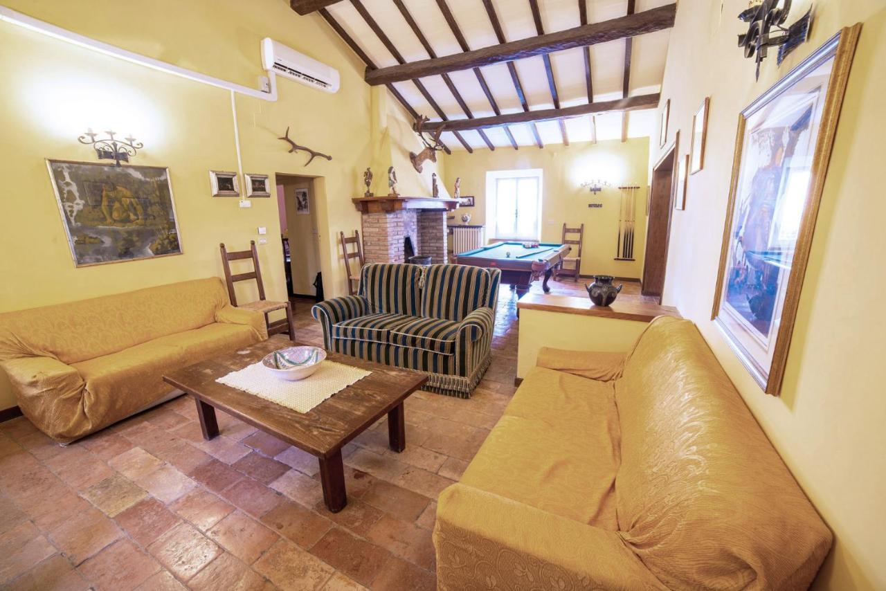 Agriturismo Torre Burchio เบตโตนา ภายนอก รูปภาพ