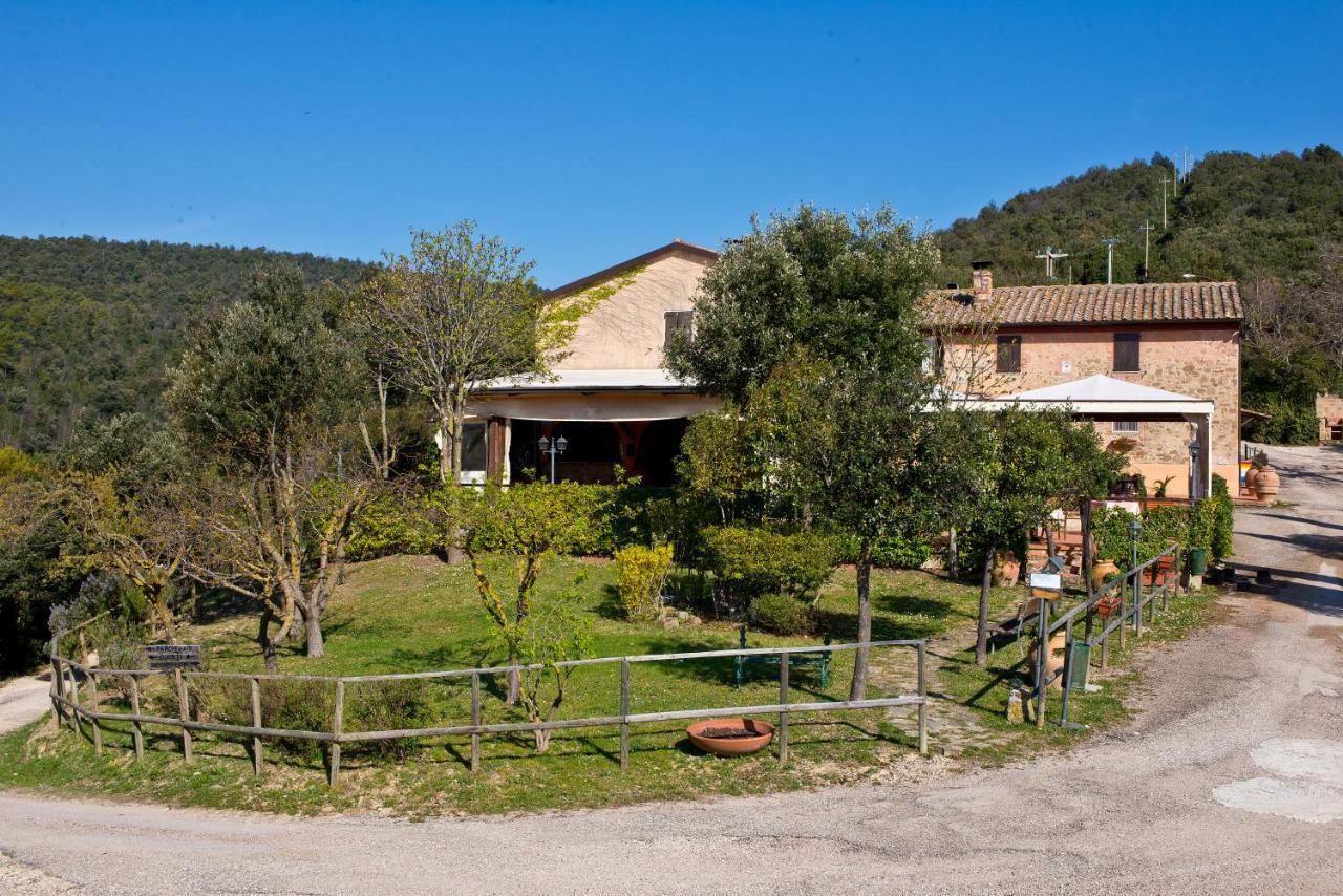 Agriturismo Torre Burchio เบตโตนา ภายนอก รูปภาพ